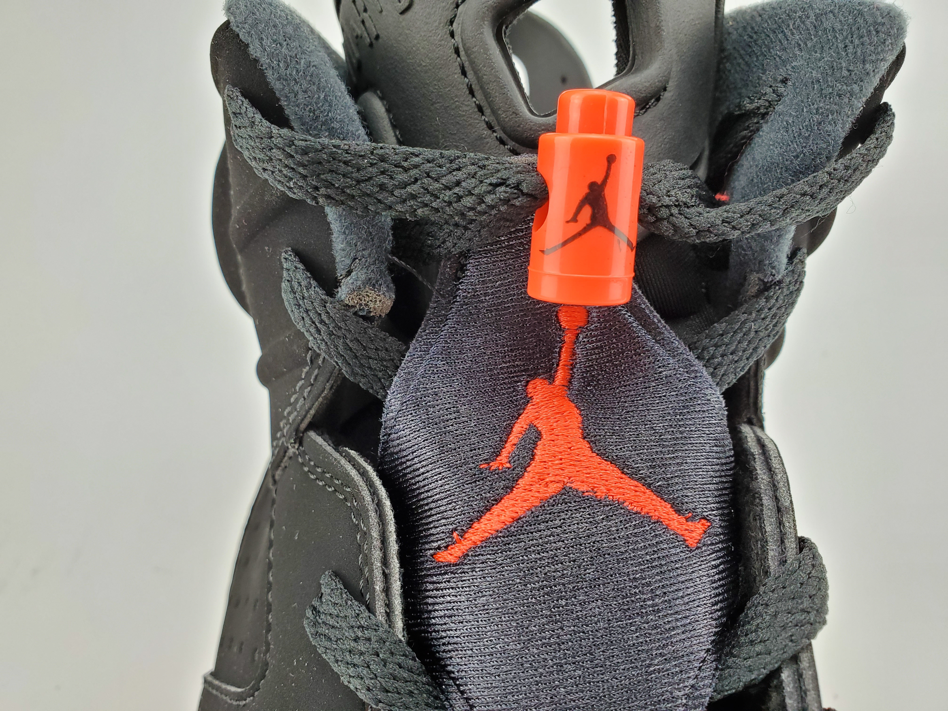 Jordan 6 Retro Black Infrared (2019)