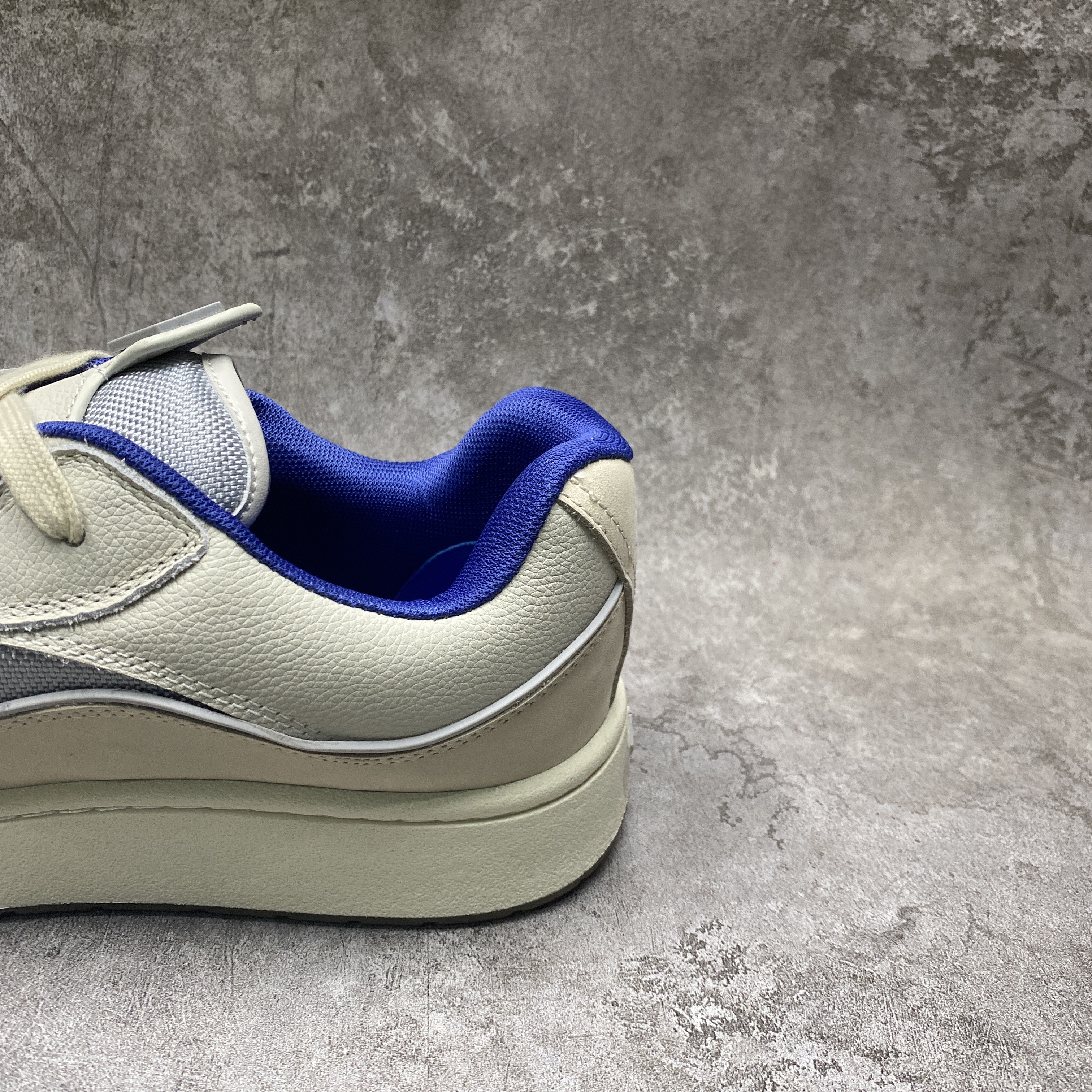 Dior B713 CACTUS JACK Cream