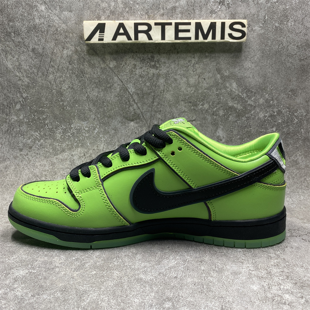 THE POWERPUFF GIRLS X DUNK LOW PRO SB QS 