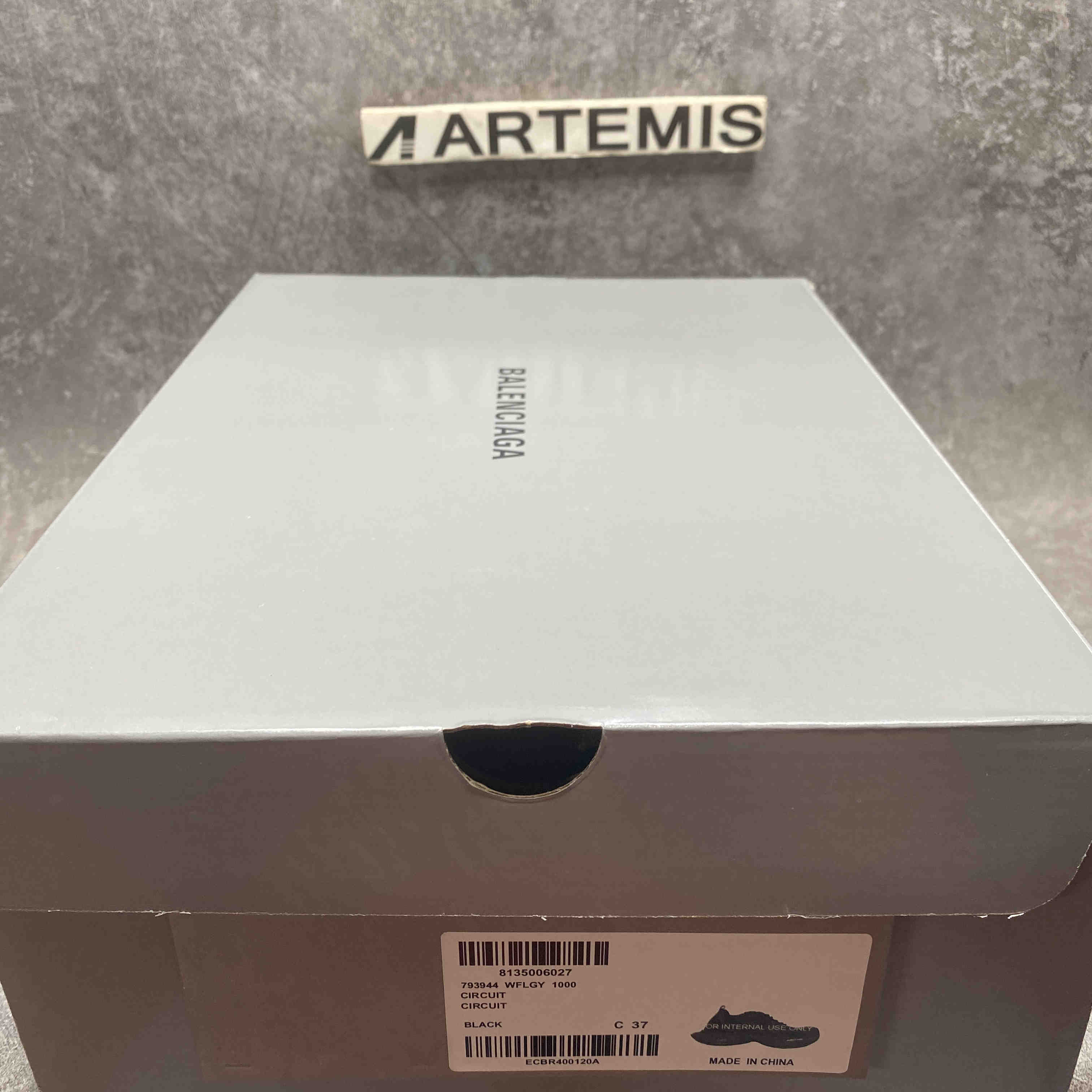 ua Balenciaga snkrs black WFLGY 1000