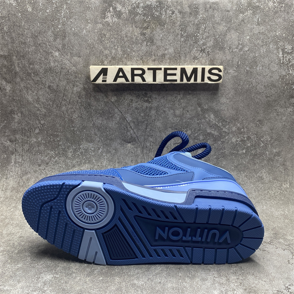 UA LV Skate Sneaker Blue