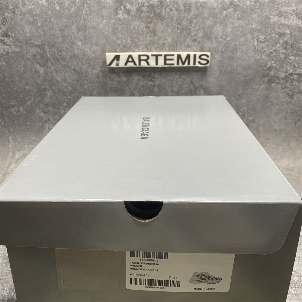 UA Balenciaga Runner Sneaker