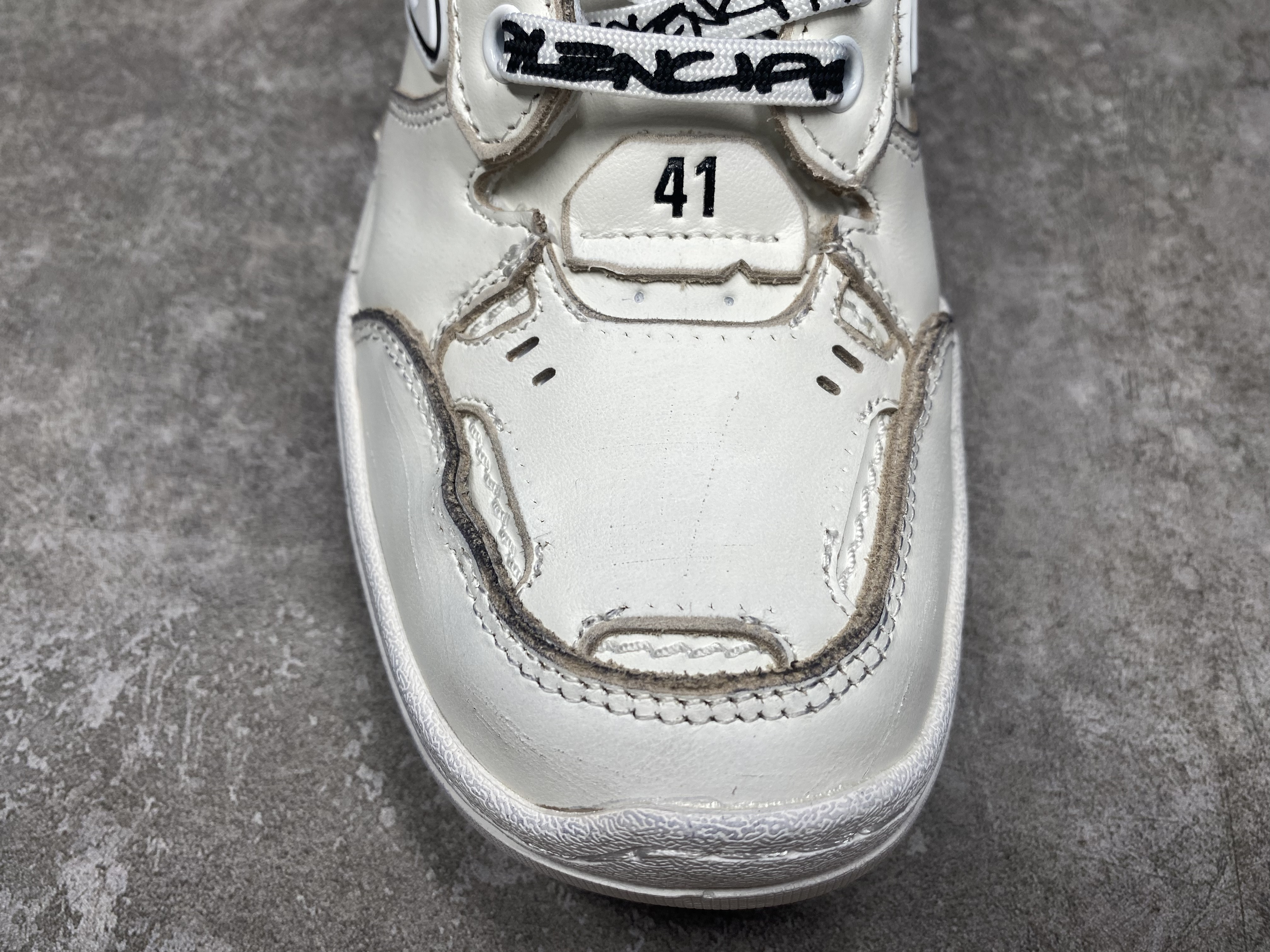 UA Balenciaga Hamptons Medium Worn-out Sneaker in White(run one size large)