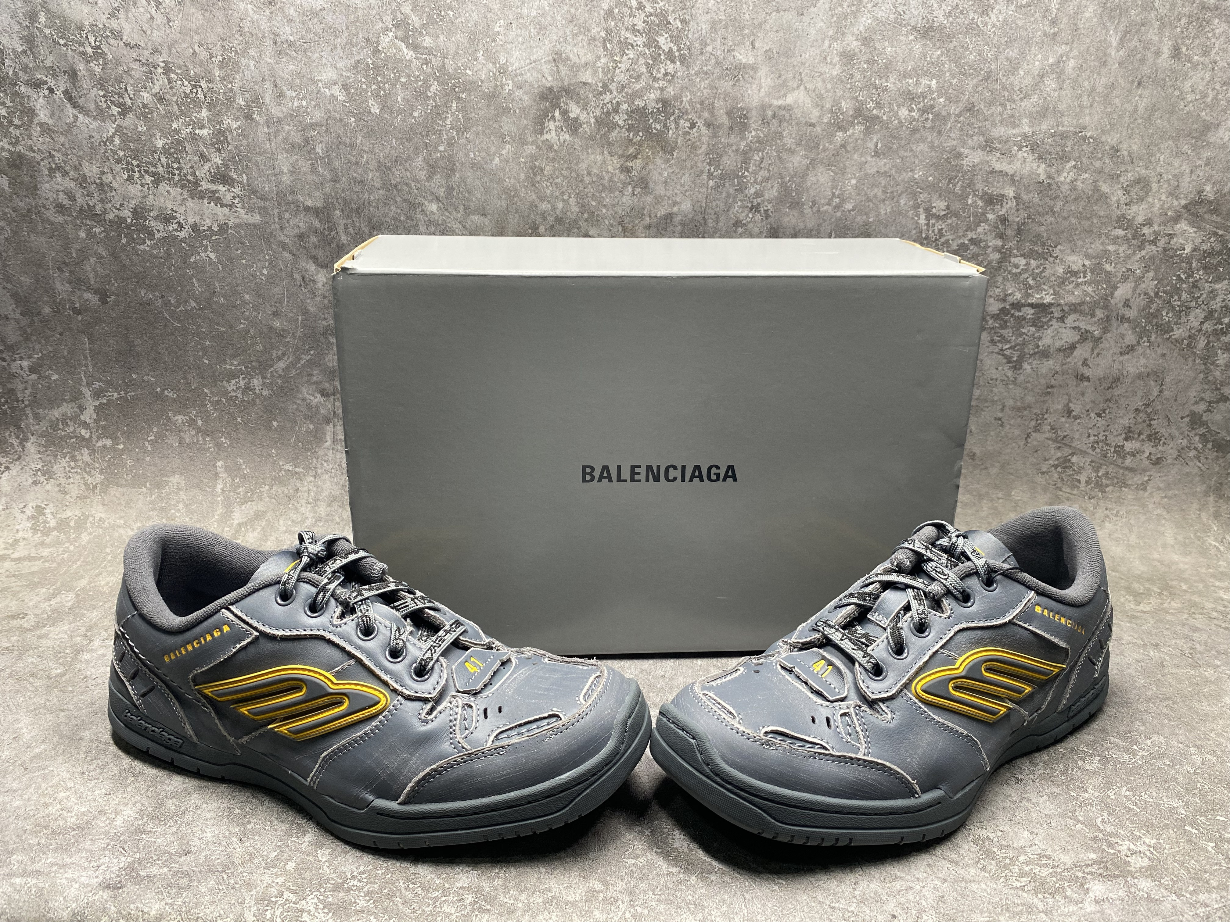 UA Balenciaga Hamptons Worn-out Sneaker in Grey/yellow(run one size large)