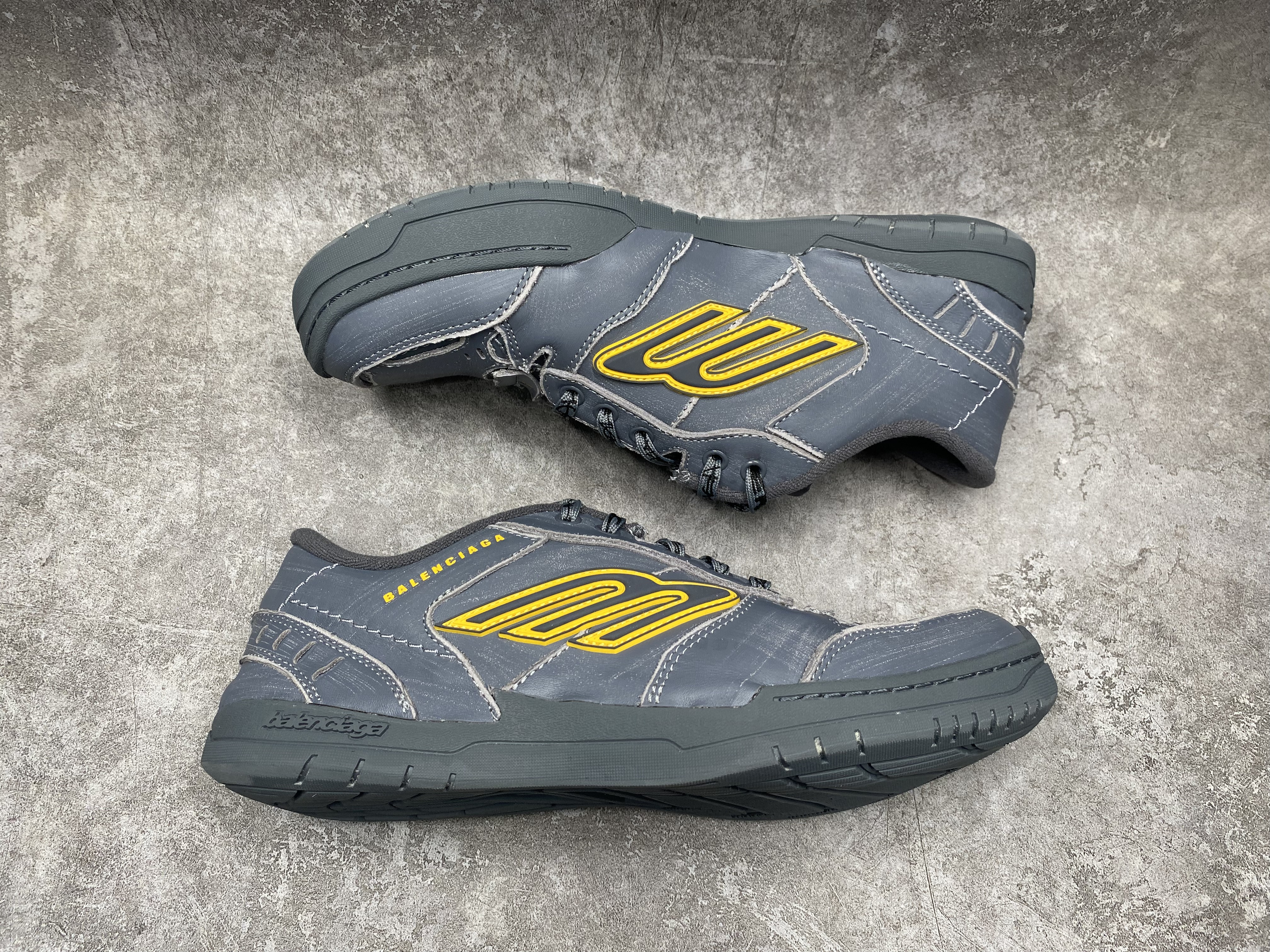 UA Balenciaga Hamptons Worn-out Sneaker in Grey/yellow(run one size large)