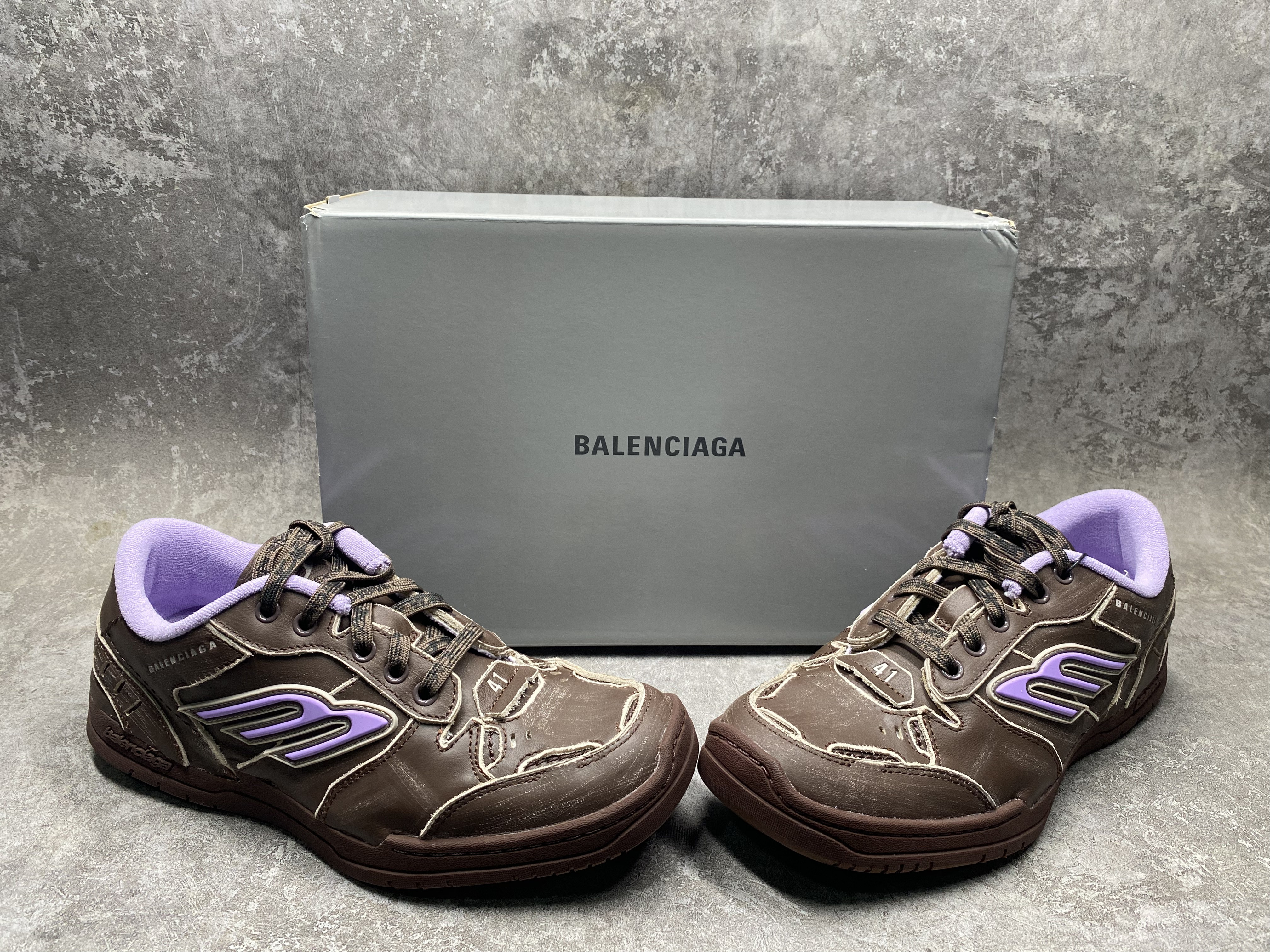UA Balenciaga Hamptons Medium Worn-out Sneaker in Brown/lilac(run one size large)