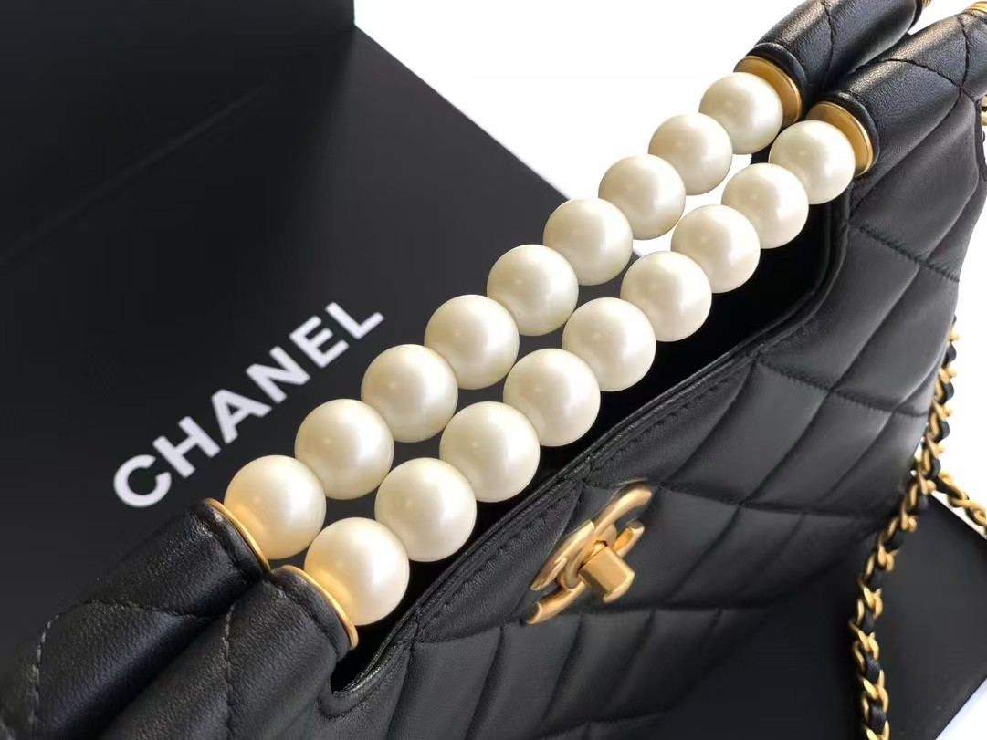 Chanel Small Shopping Bag AS5413 17x22x8cm