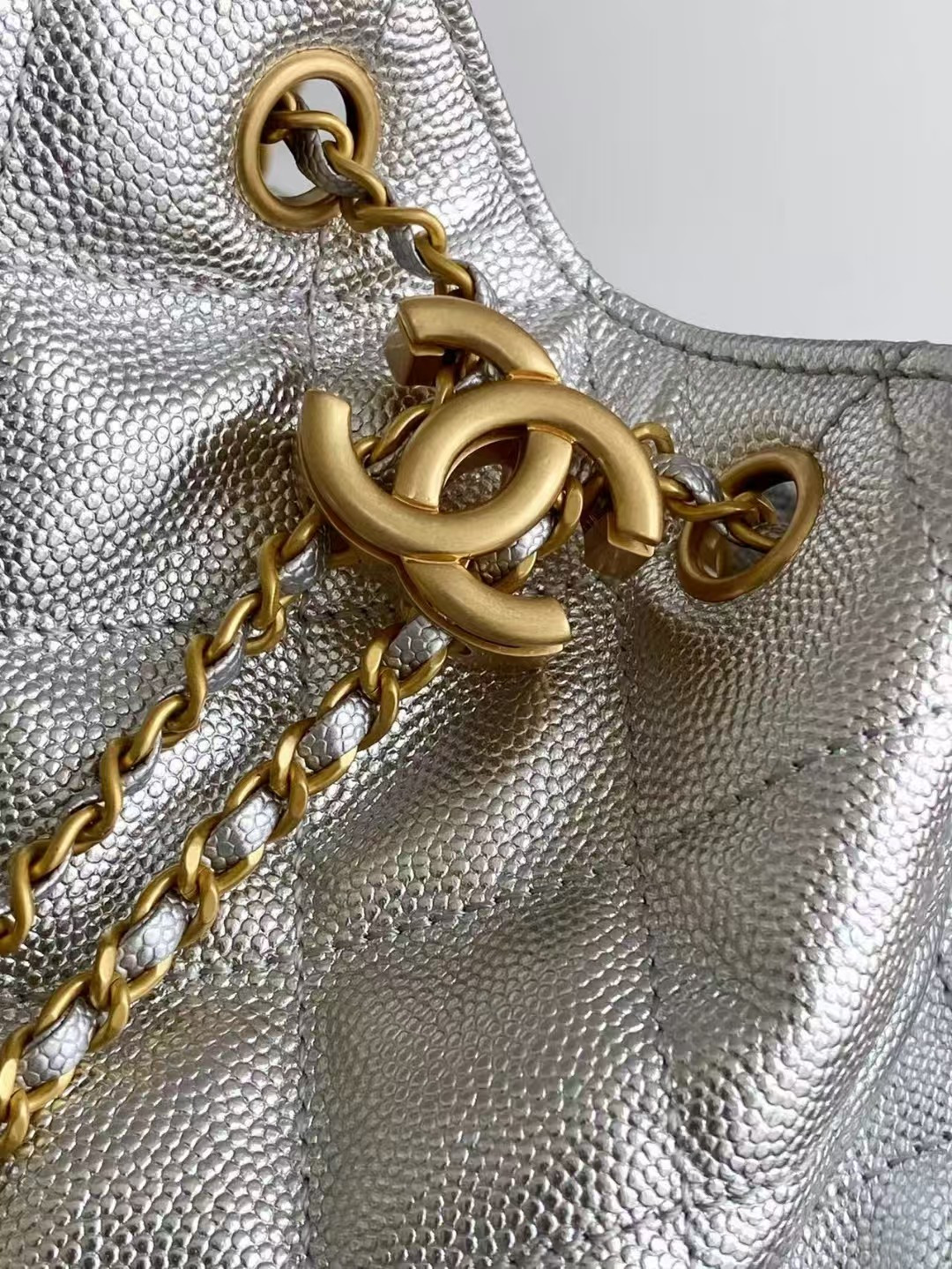 CHANEL 25C Bucket Bag 26x30x14cm