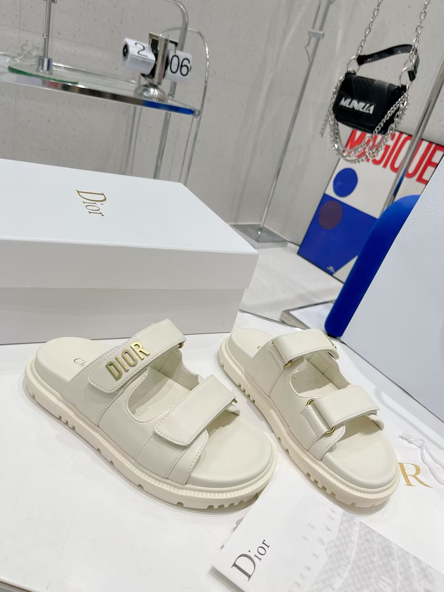 UA DIOR DIORACT SANDAL WHITE