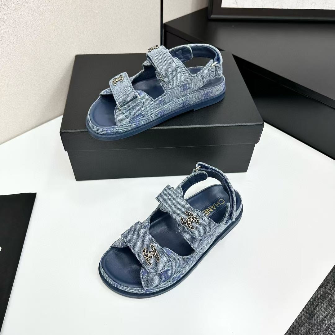 UA Chanel Slides
