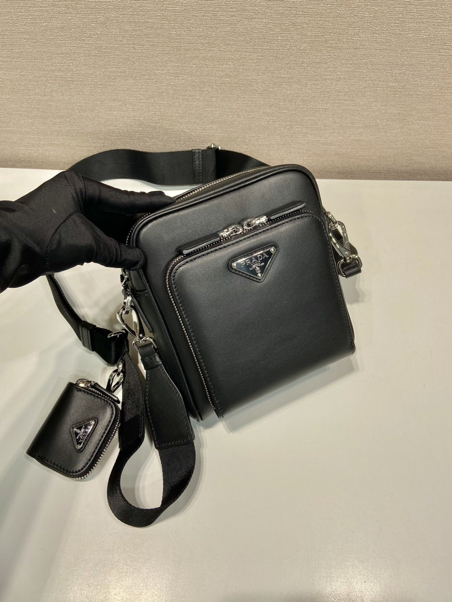 Prada Leather Bag 16x18.5x5cm