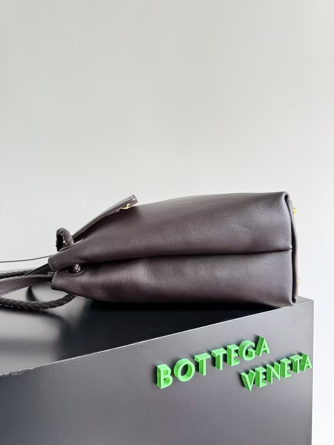 Bottega Veneta Large Ciao Ciao 32x41.5x14.5cm
