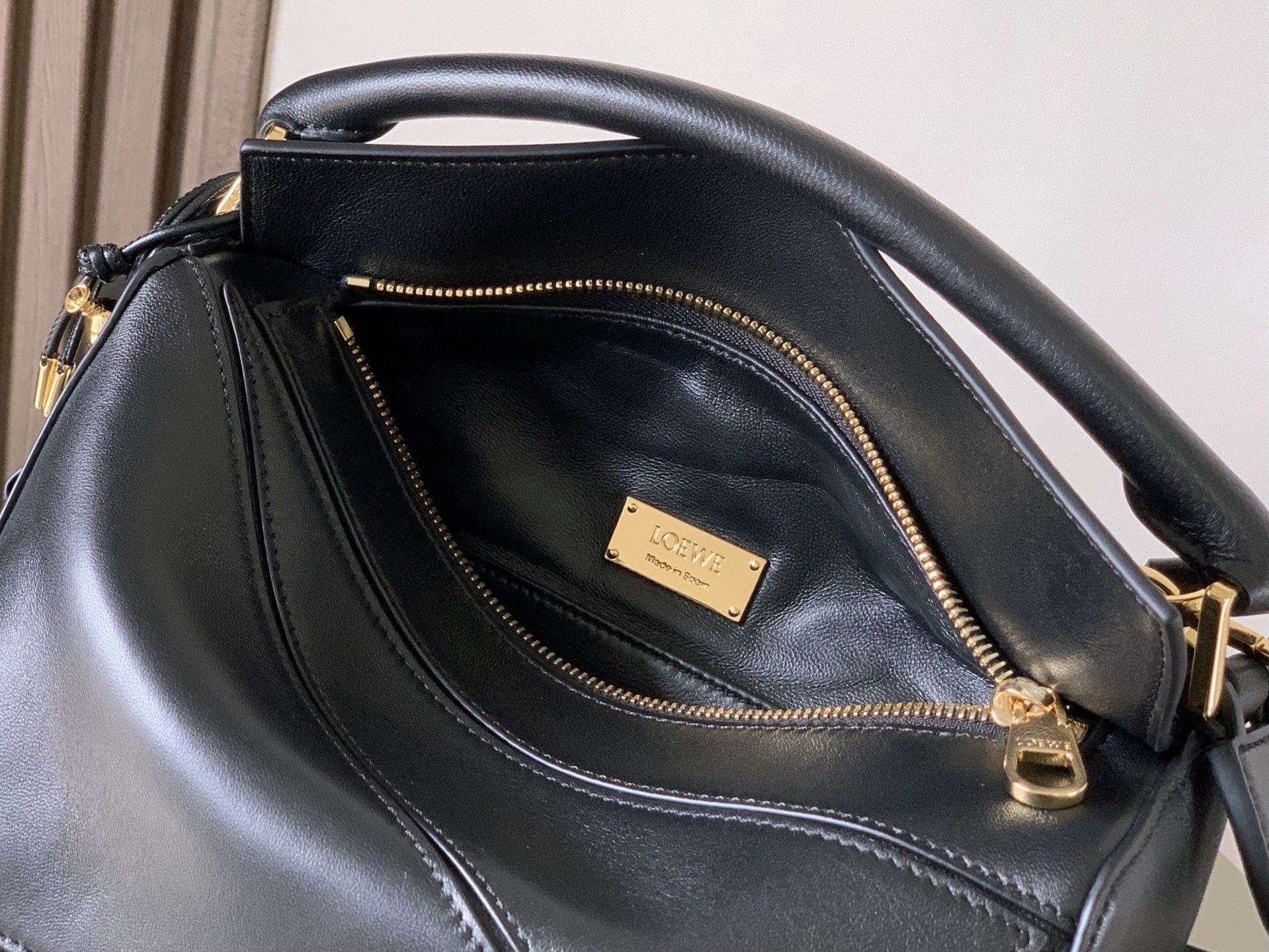 LOEWE Small Featherlight Puzzle bag in nappa lambskin  16.5x24x10.5cm