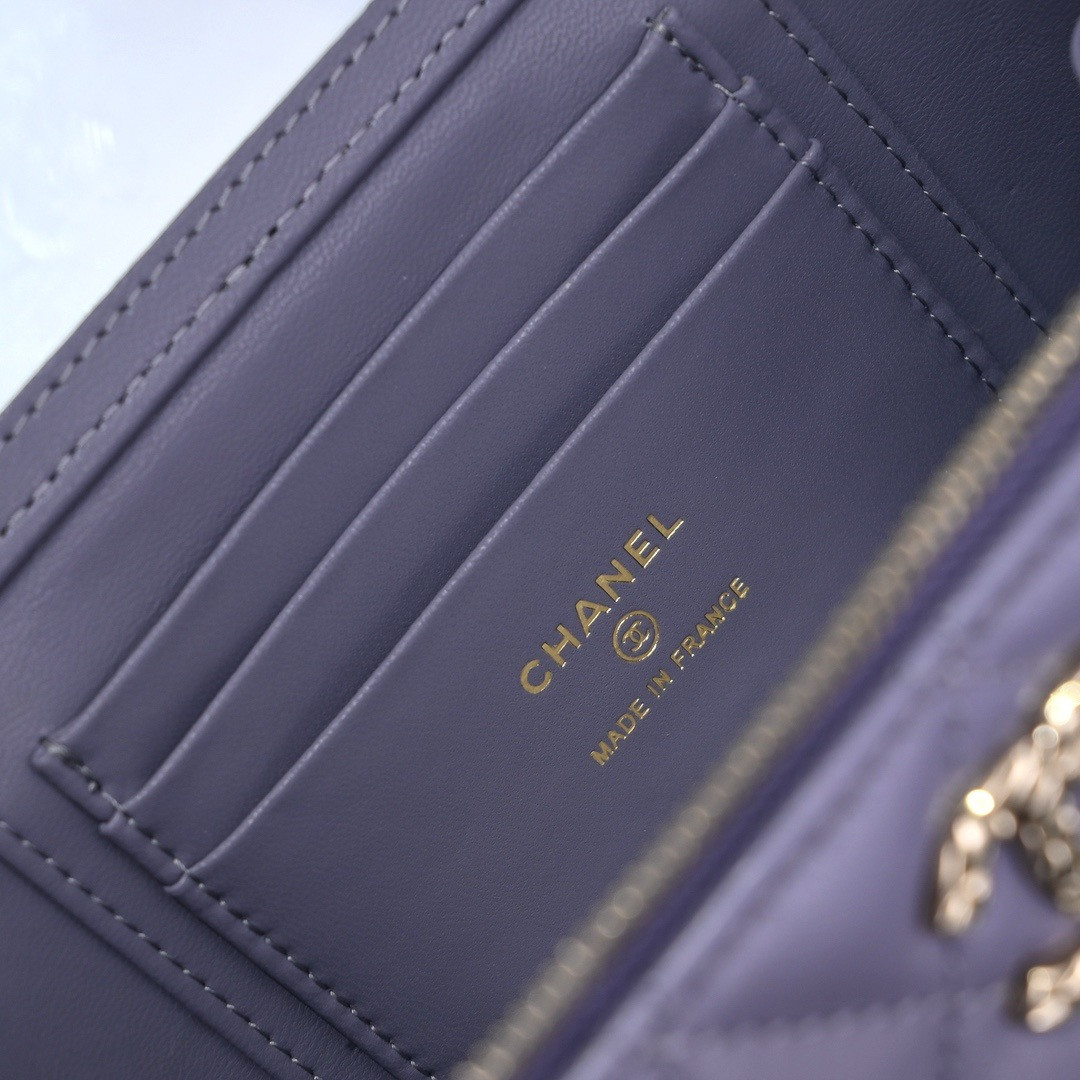 Chanel Clutch With Chain 9.5x17x 8cm