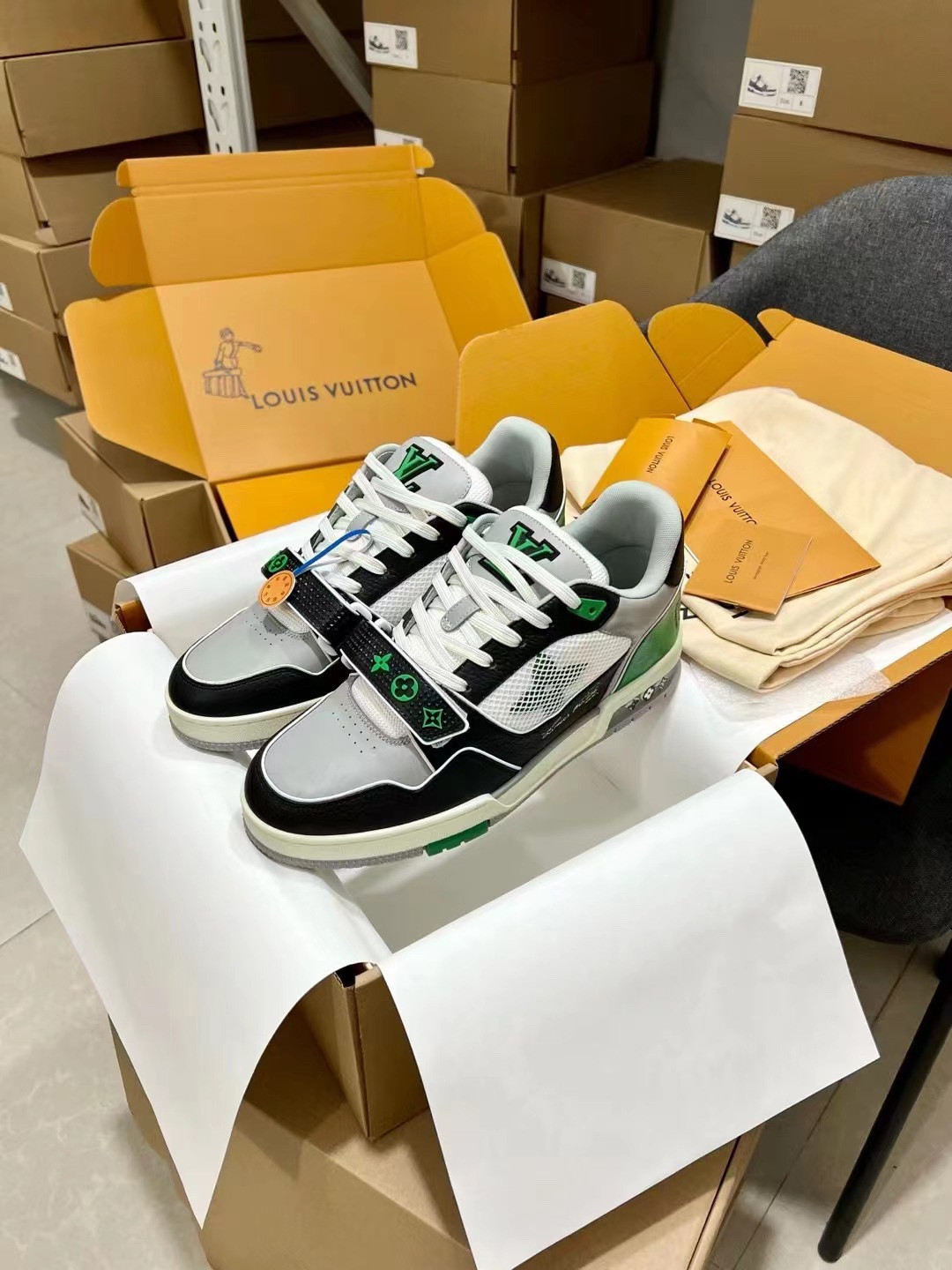 UA Louis Vuitton LV Trainer Monogram strap Black White Green