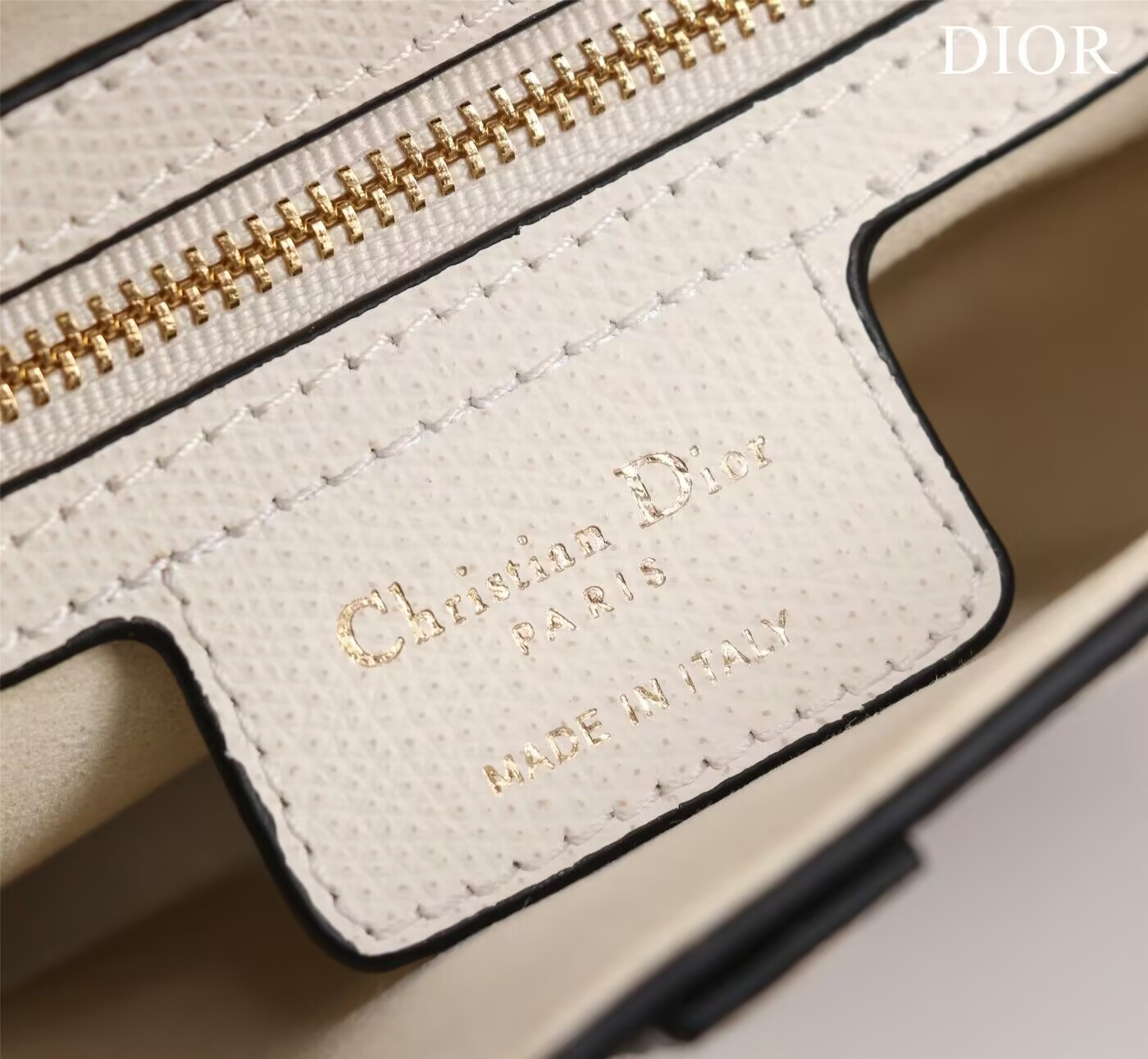 Dior MINI SADDLE BAG WITH STRAP Grained Calfskin 19 x 16 x 5 cm