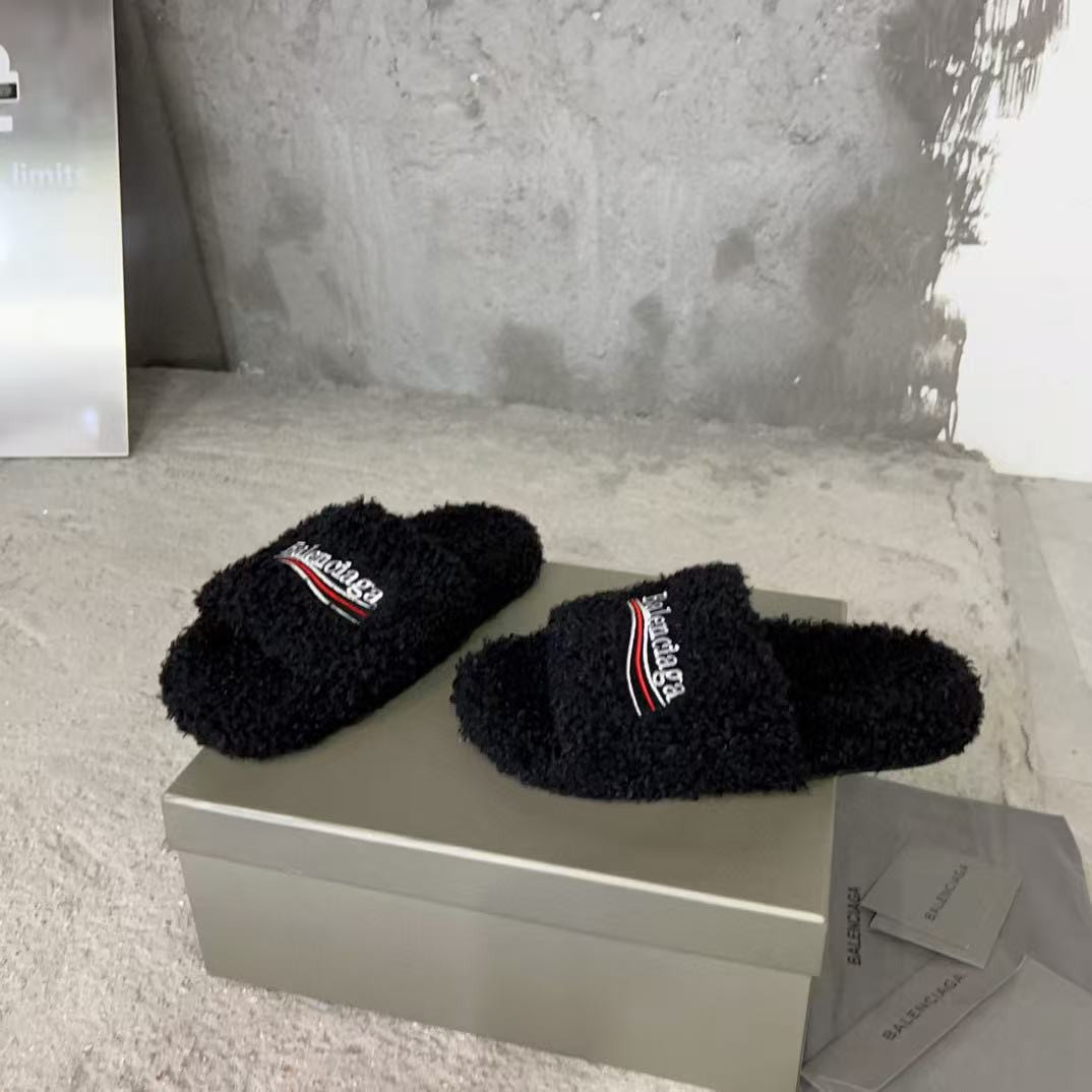 UA Balenciaga SLIDE