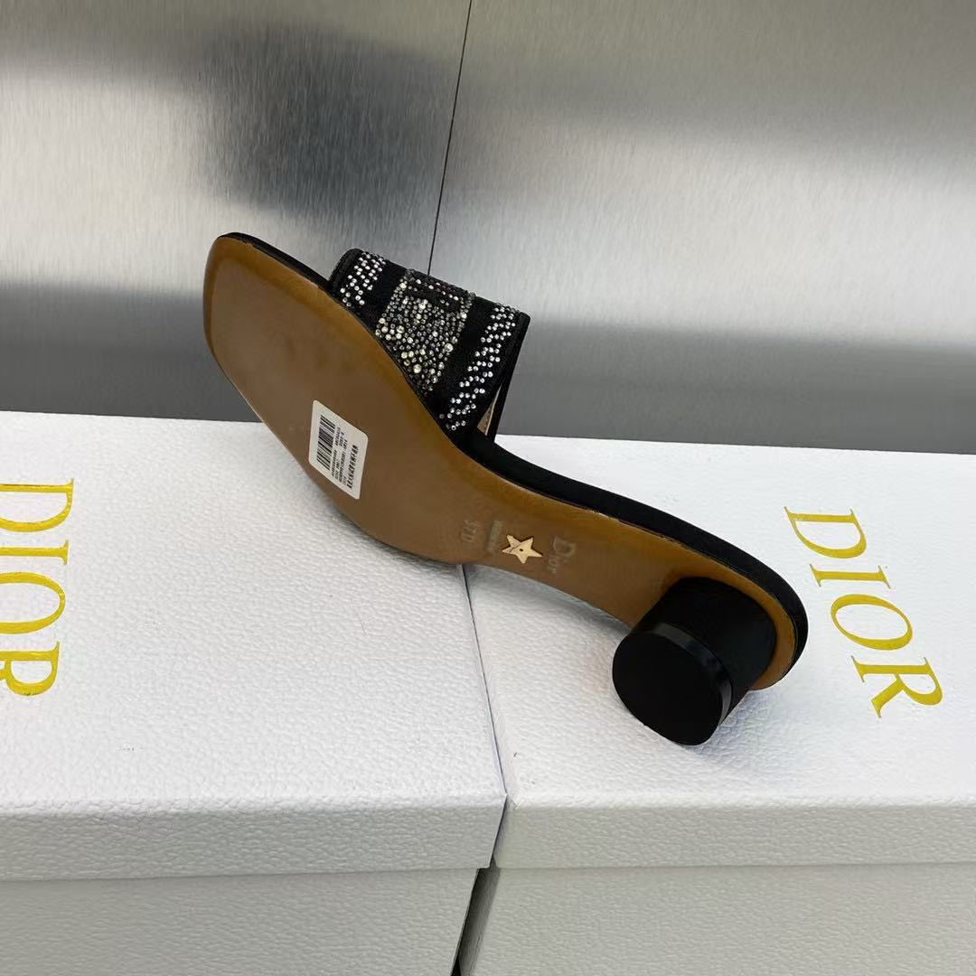 UA Dioramour Dway Heeled Slide