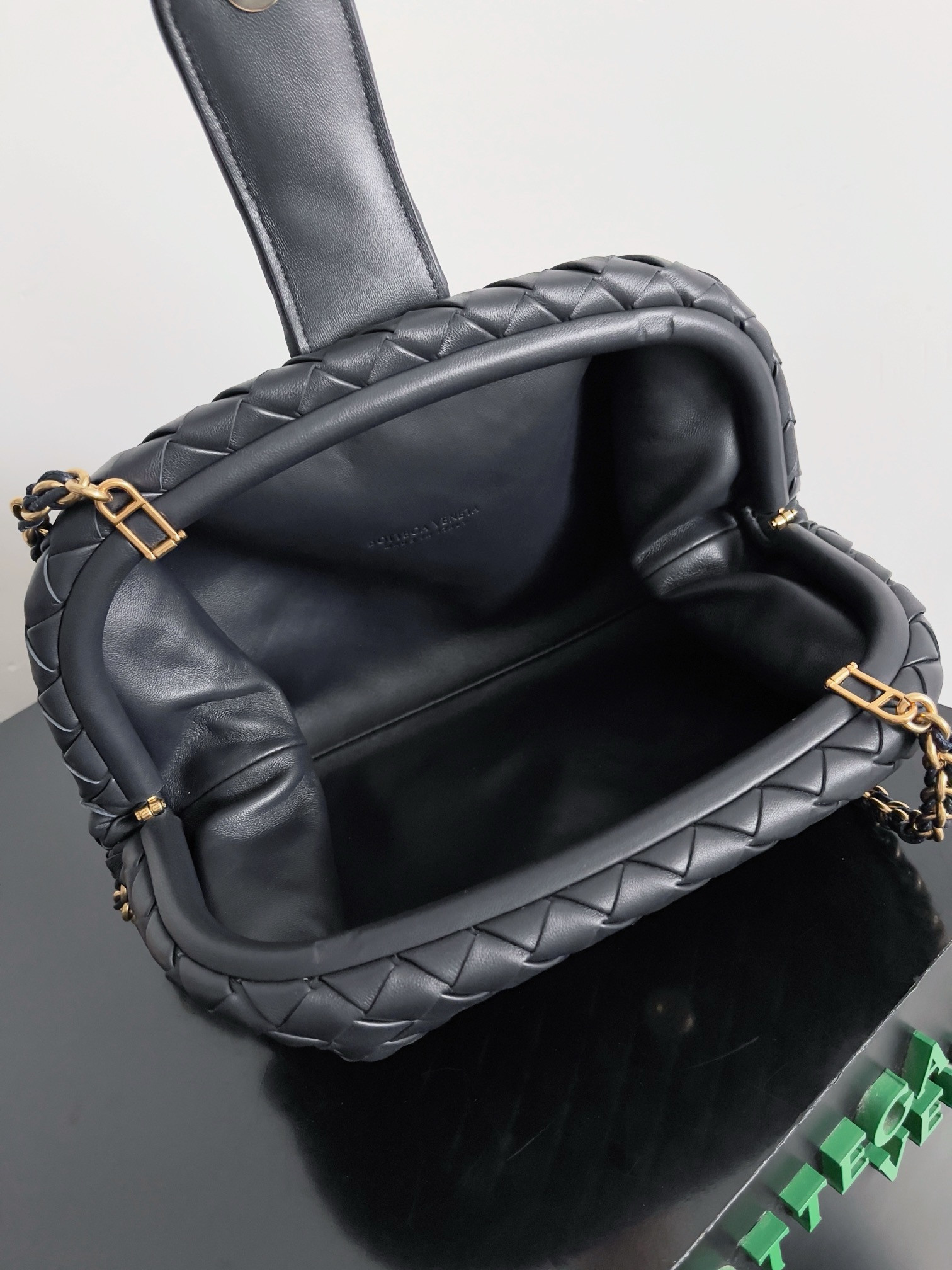 BOTTEGA VENETA LAUREN CLUTCH Andiamo Parachute 31x16.5x11cm