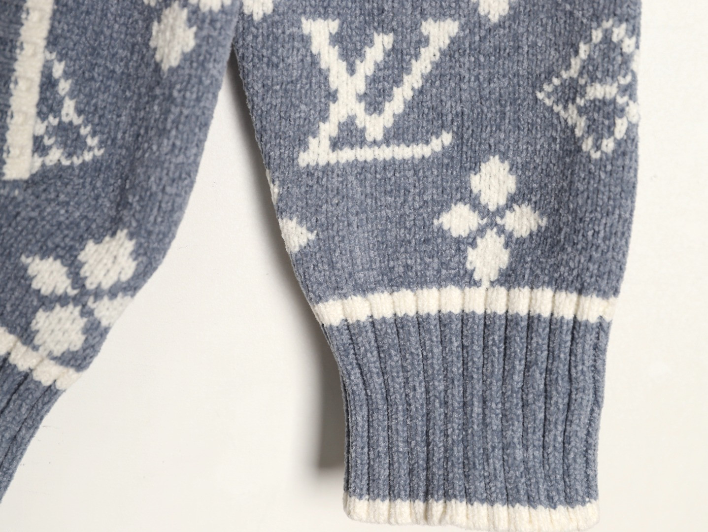 Louis Vuitton LV 25ss Cardigan Sweaters