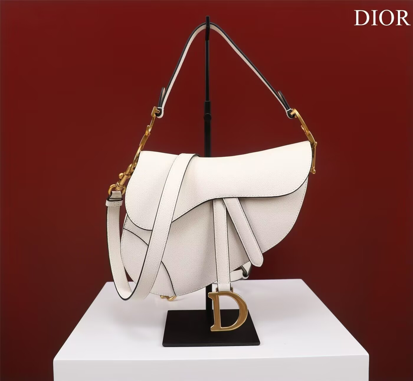 Dior MINI SADDLE BAG WITH STRAP Grained Calfskin 19 x 16 x 5 cm