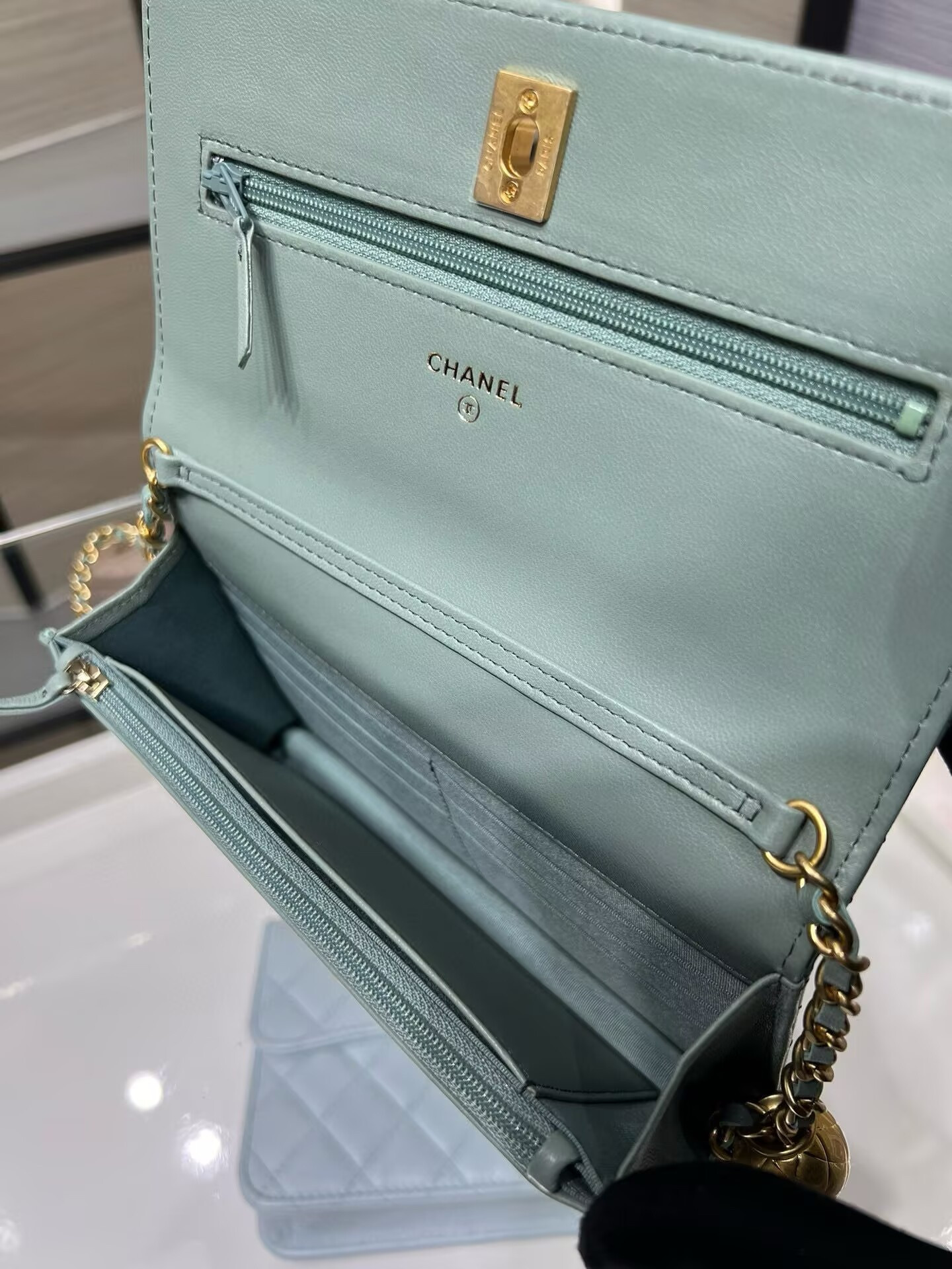 Chanel 25SS woc AP1450 19cm