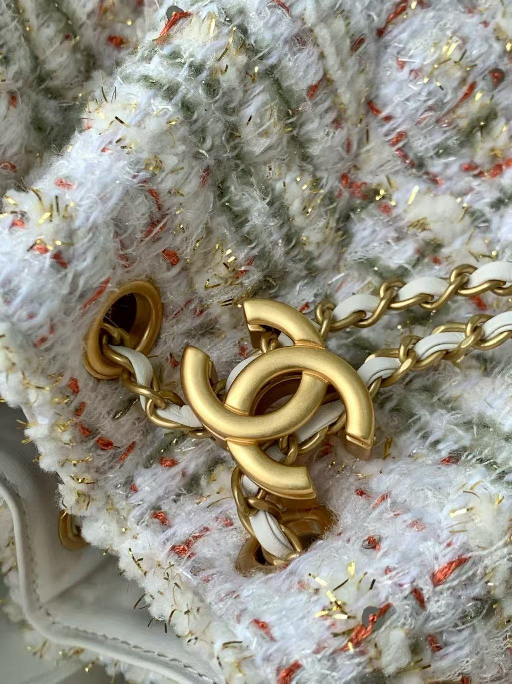 Chanel 25 Bucket Tweed Bag 26x30x14cm