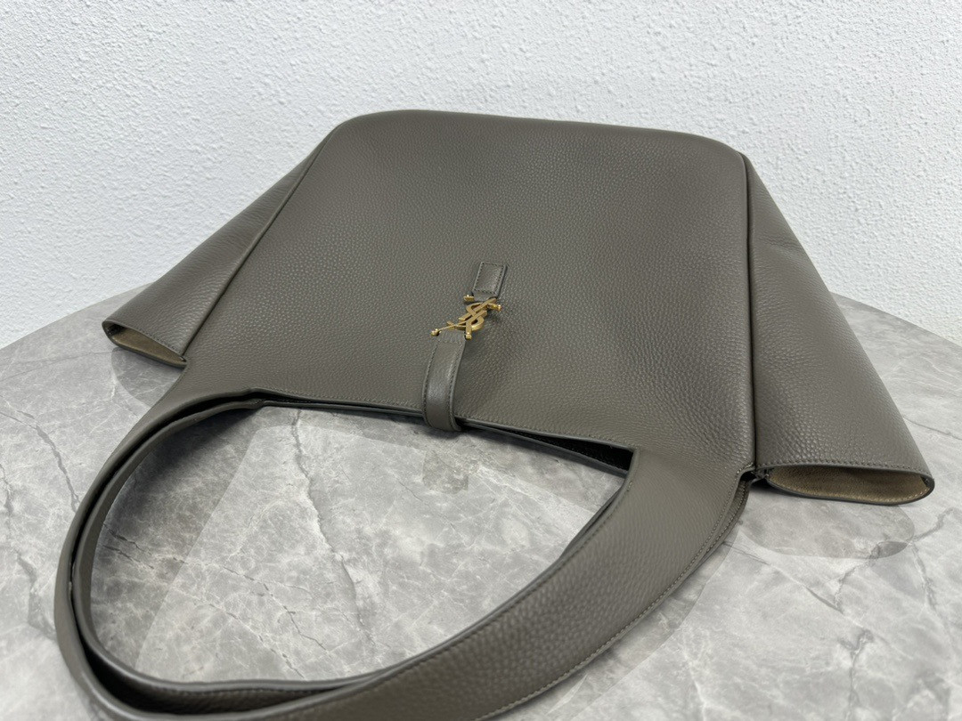 YSL LE 5 À 7 BEA in grained leather 50×28×18cm