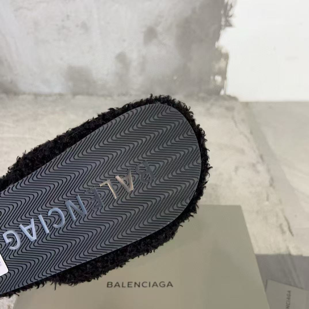 UA Balenciaga SLIDE