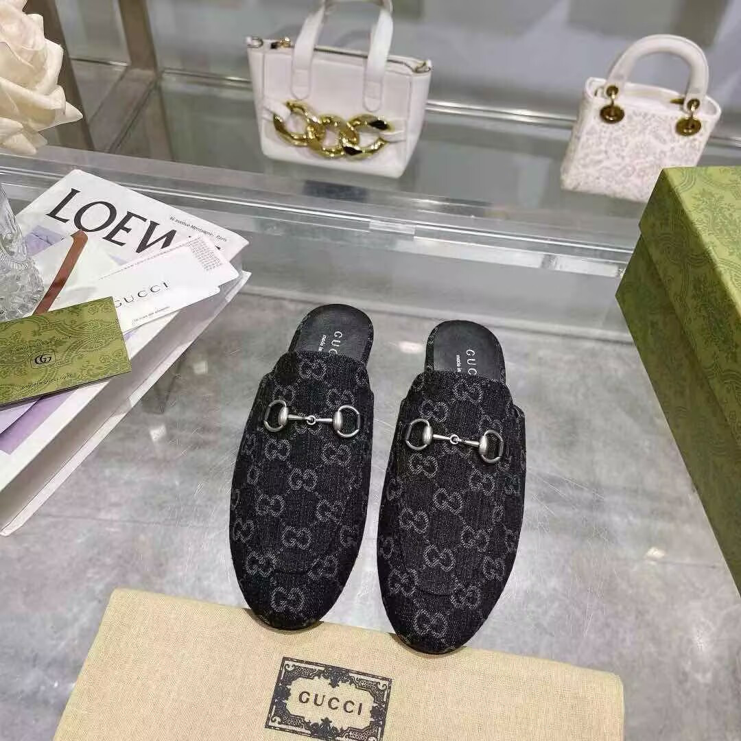 UA GUCCI PRINCETOWN SLIPPER
