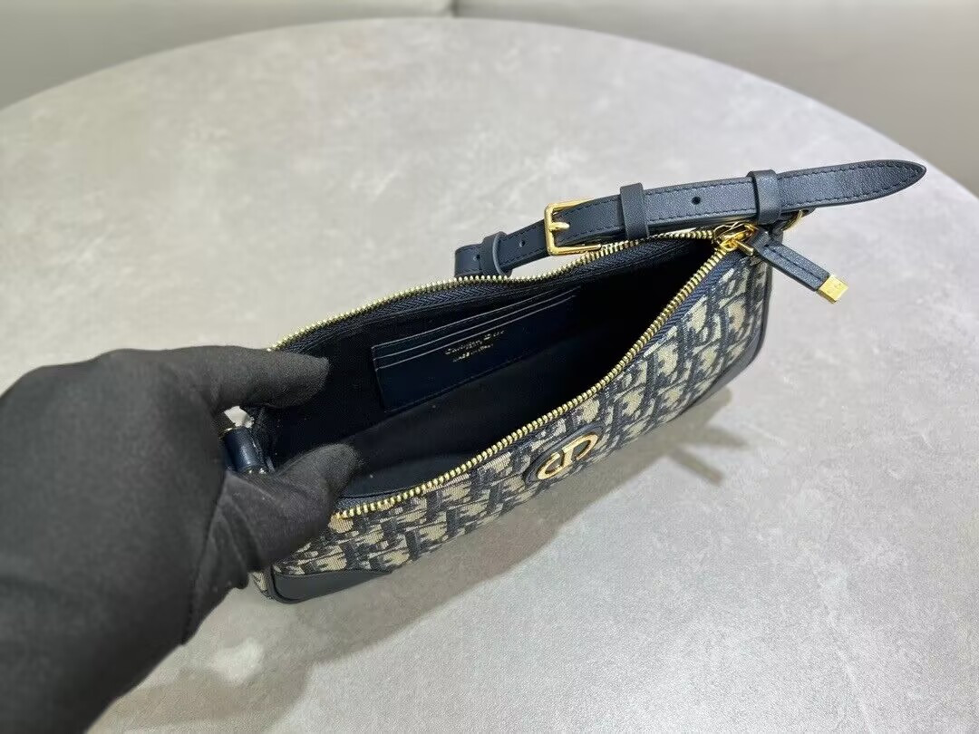 Dior 30 Montaigne Wanderlust Mini Bag Blue Dior Oblique Jacquard and Smooth Calfskin 26x12x7cm