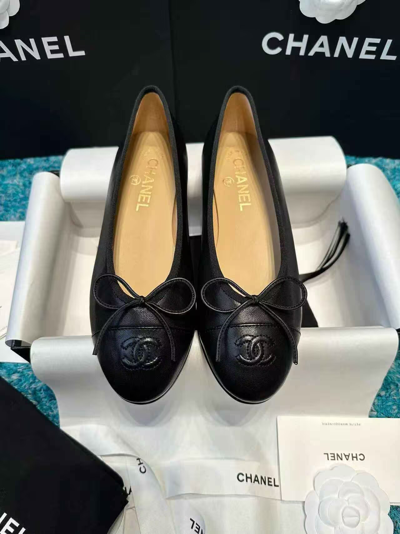 UA CHANEL BALLET FLATS