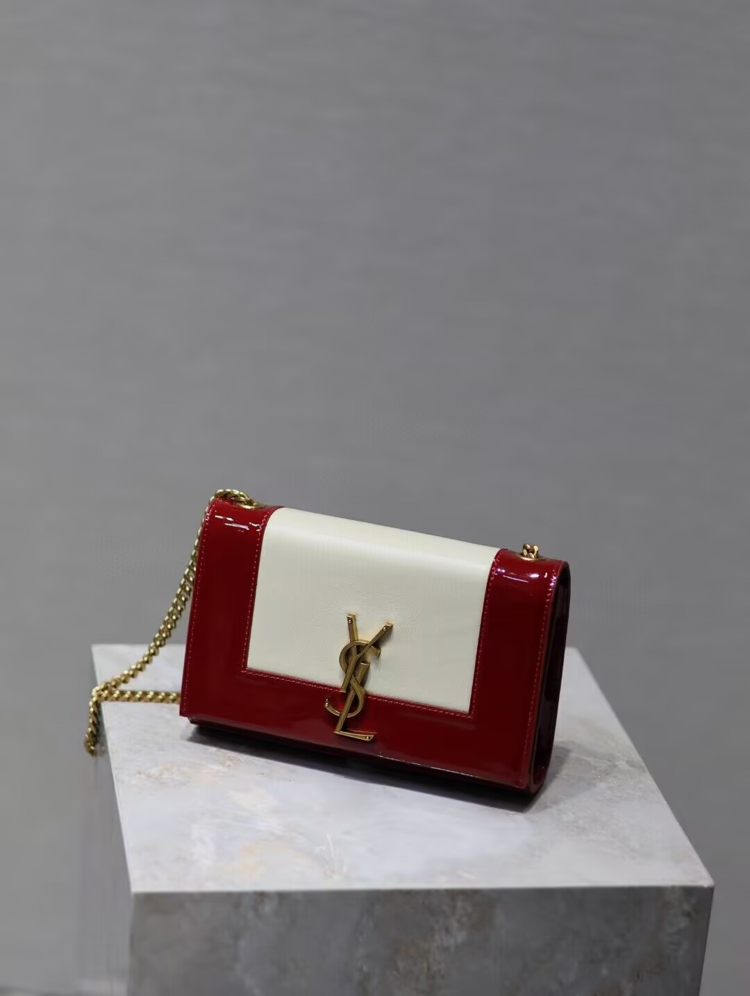 YSL KATE Nappa Patent Calfskin Two-Toned 20x13.5x6cm