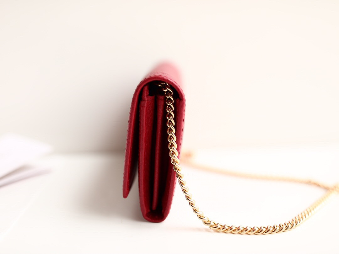 Gucci GG Marmont leather chain wallet