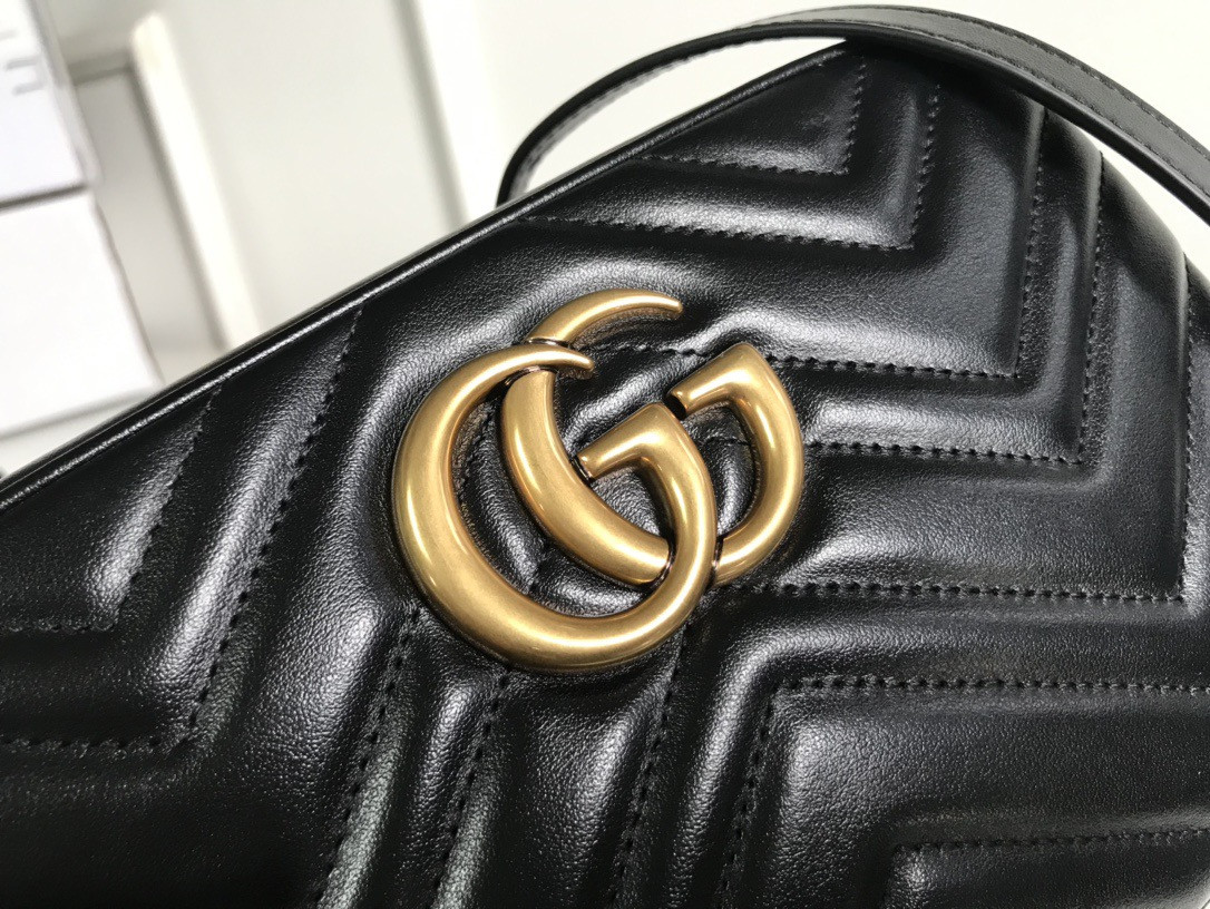 Gucci GG Marmont small shoulder bag 24x12x7cm
