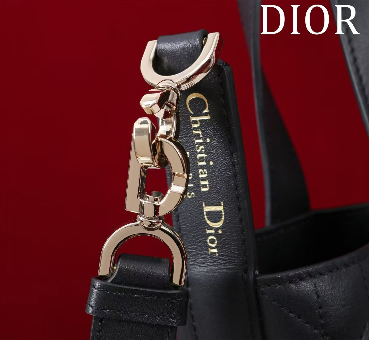 Dior Small Dior Toujours Vertical Tote Bag 18.5 x 18.5 x 12 cm