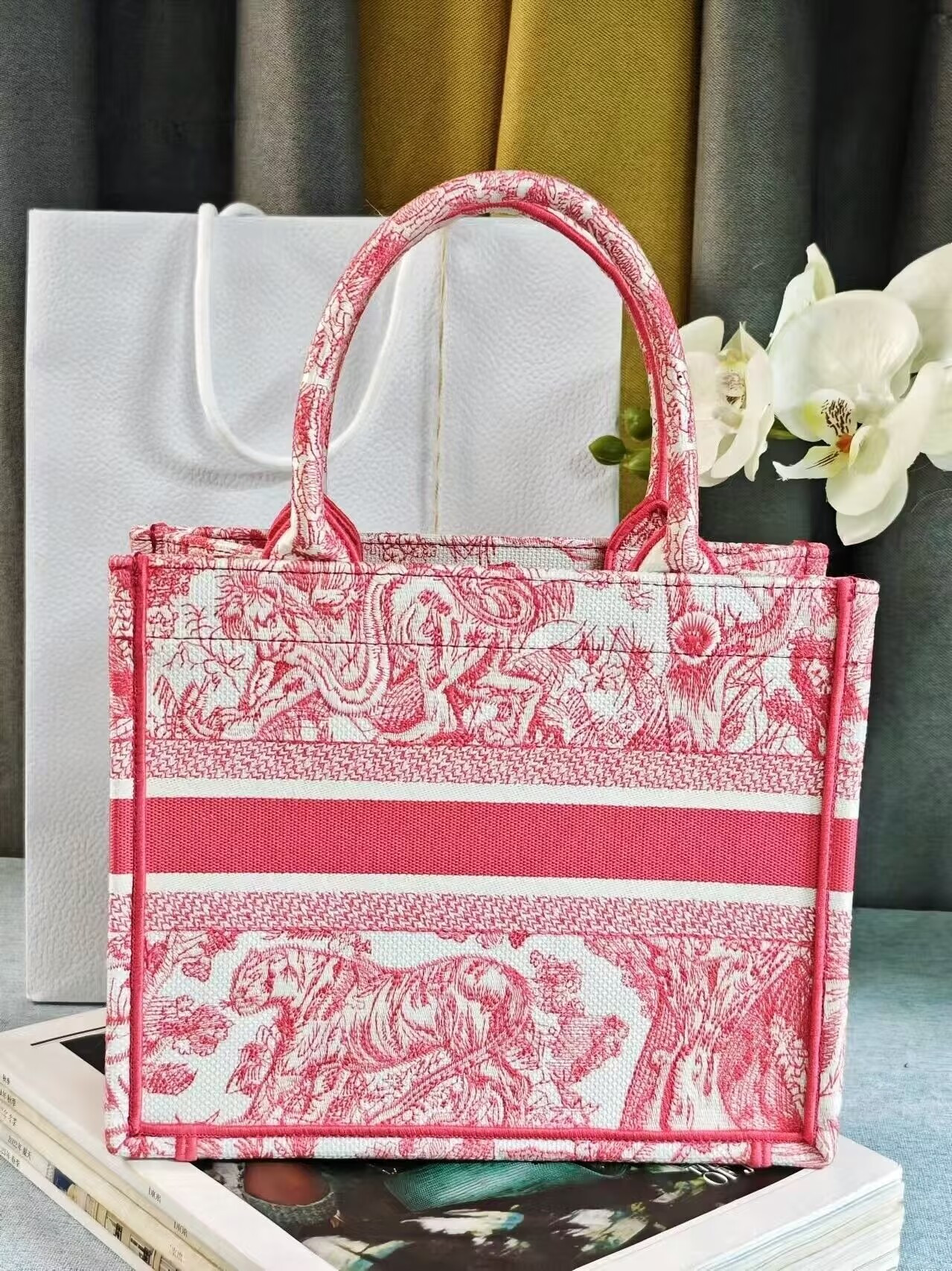 DIOR Tote 26 x 8 x 22cm