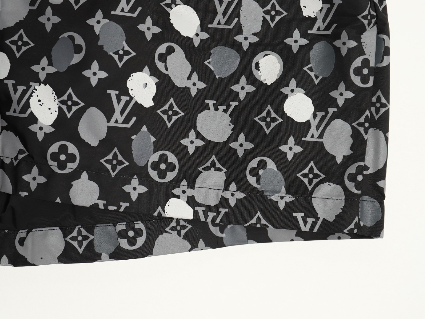 Louis Vuitton LV 25SS shorts