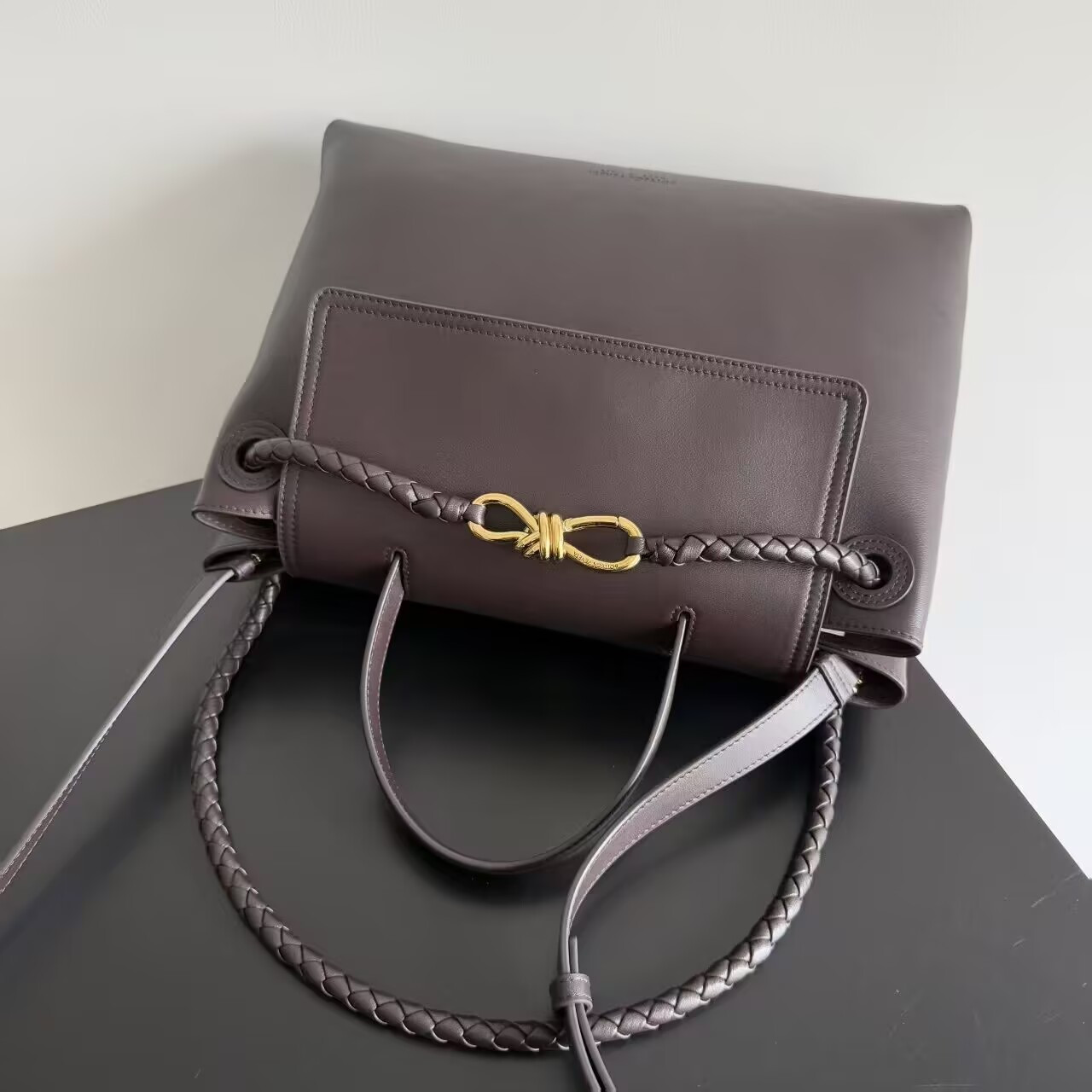 Bottega Veneta Medium Ciao Ciao 34x26x15cm