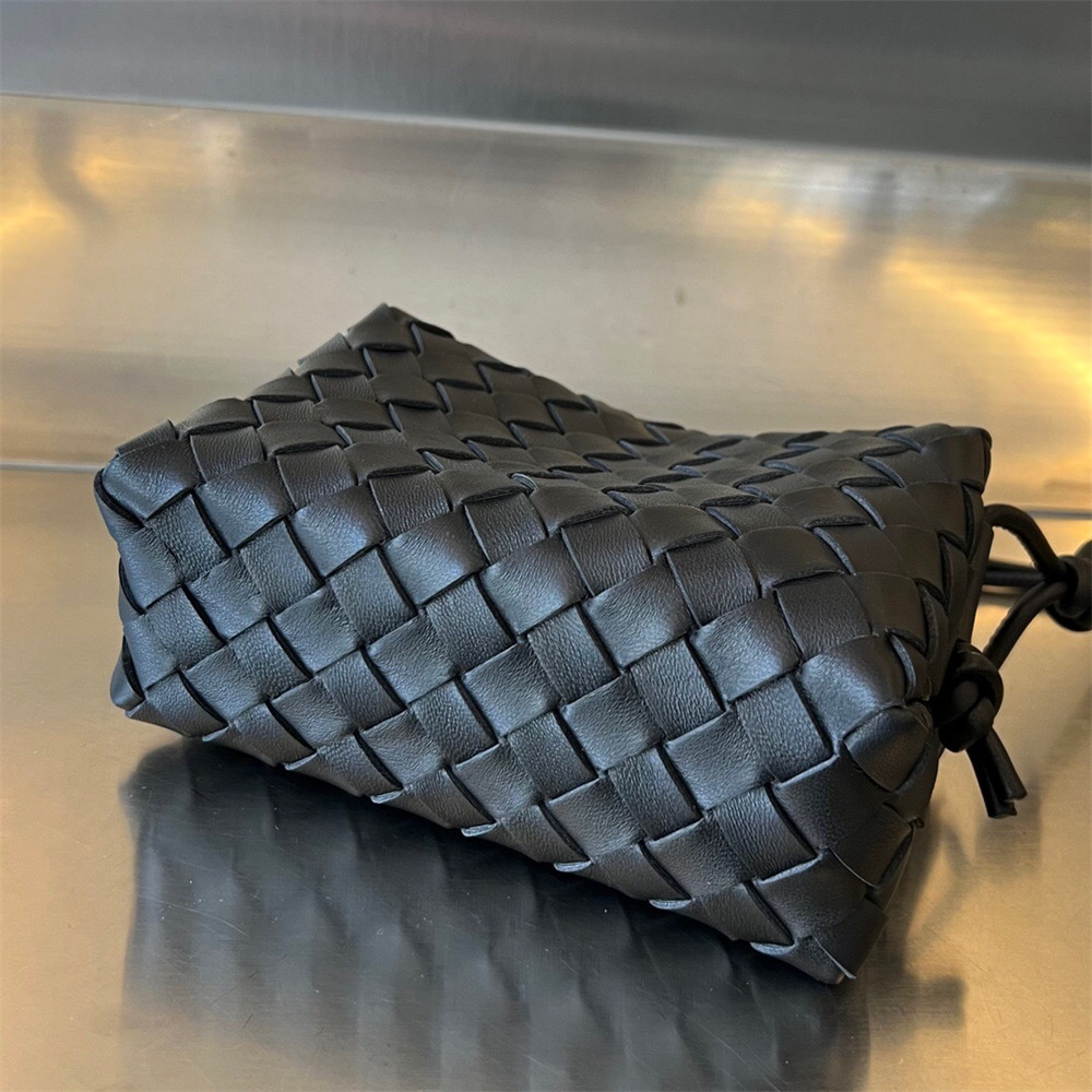 Bottega Veneta Small Loop Cross-Body Bag 17x10x6cm