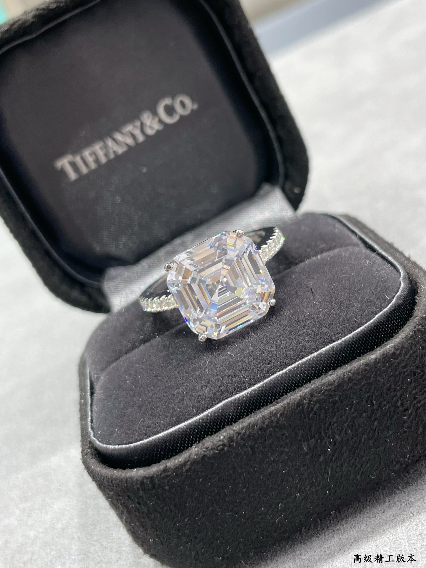 Tiffany & Co. Solitaire Diamond Ring Ag925