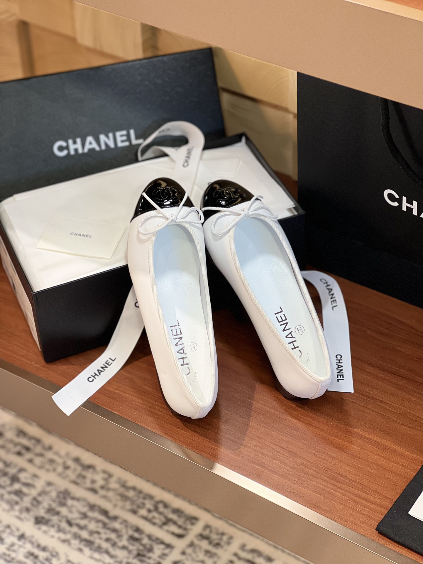 Chanel BALLET FLATS Lambskin & Grosgrain White & Black