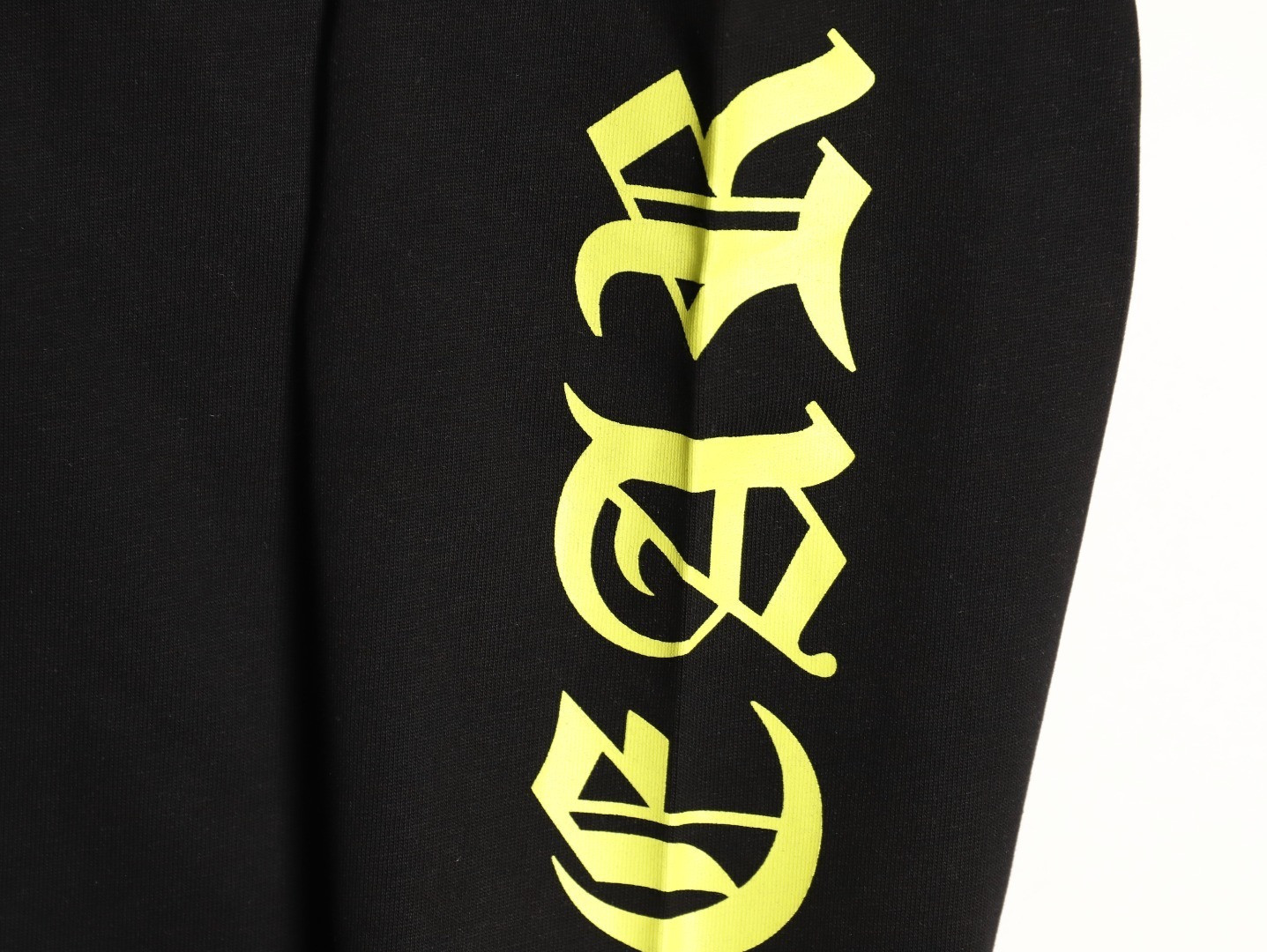 Ch*0me He**ts long-sleeved t-shirt