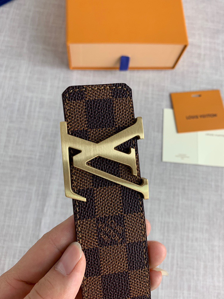 LV LOUIS VUITTON 40MM BELT