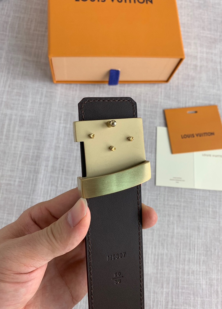 LV LOUIS VUITTON 40MM BELT