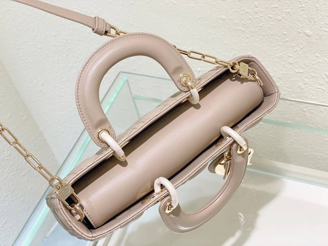 Dior Lady D-Joy bag medium 26 x 13.5 x 5 cm