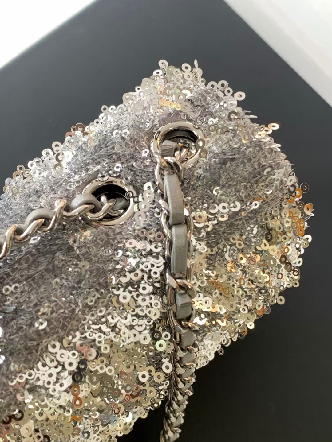 CHANEL CRUISE 25C FLAP BAG 14x21x8cm