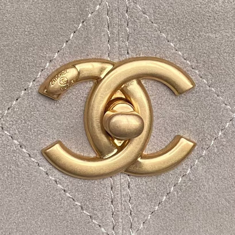 Chanel Small Shopping Bag AS5634 24x36x14cm