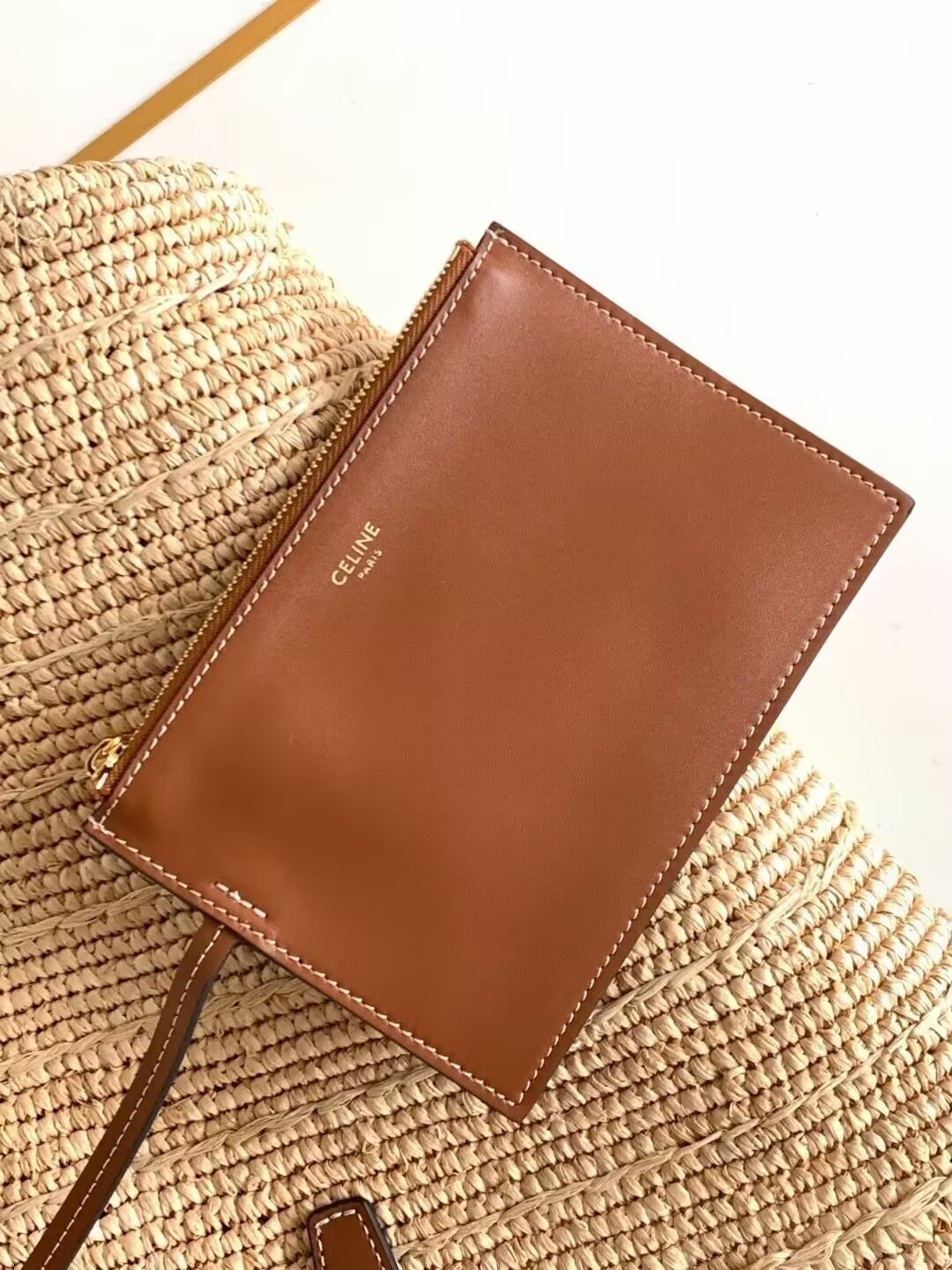 Celine MEDIUM SUPPLE CELINE CLASSIC PANIER IN Raffia and calfskin 22x30x14cm