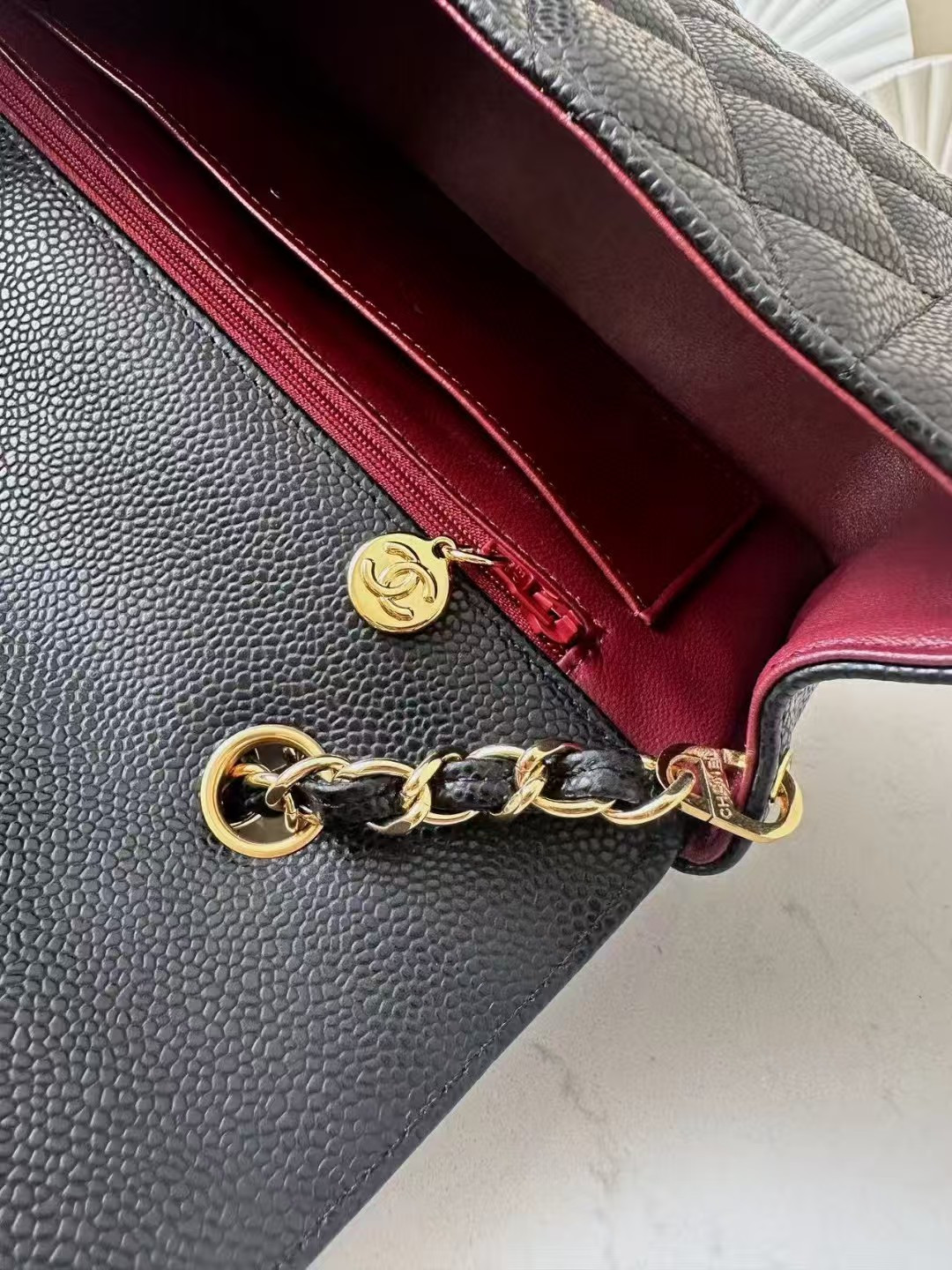 Chanel Small Diana Flap Bag Caviar Gold Hardware 22.5x14x7cm